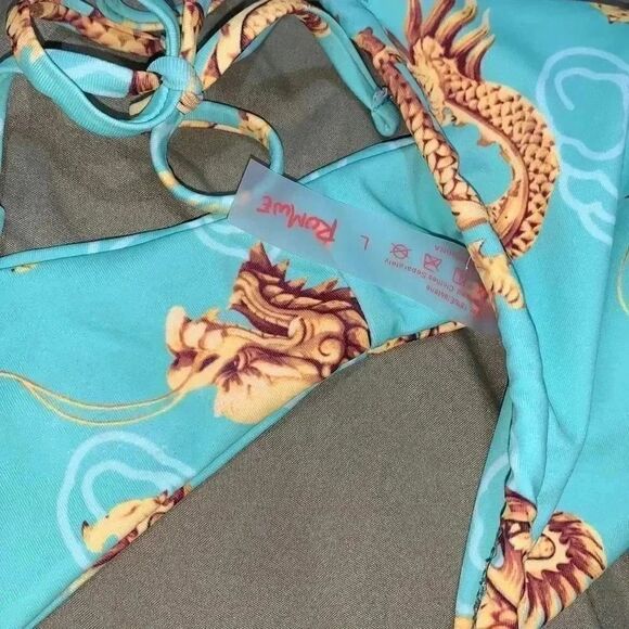 Romwe size large junior dragon swimsuit with sarong - Picture 5 of 5